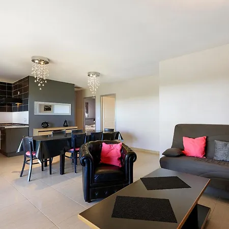 Apartment Les Roses De Jean