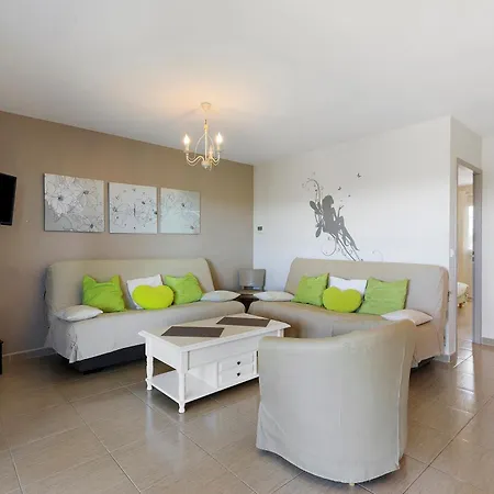 Apartment Les Roses De Jean *